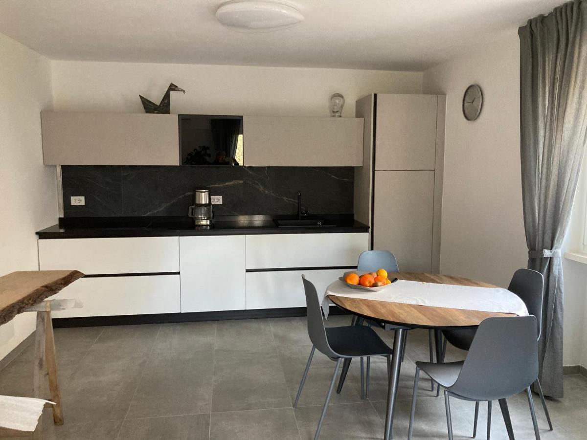 Civico 93 Lägenhet Malcesine Exteriör bild